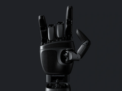 PUDU D9 – Full-Sized Bipedal Humanoid Robot